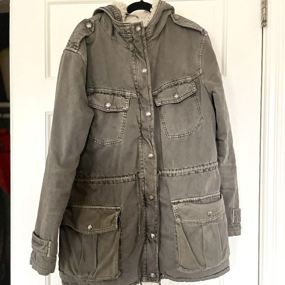 Aritzia Talula Green Fur Lined Jacket xs